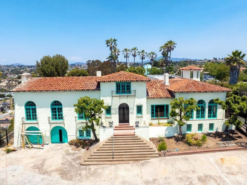 MLS #PTP2505278 image #0