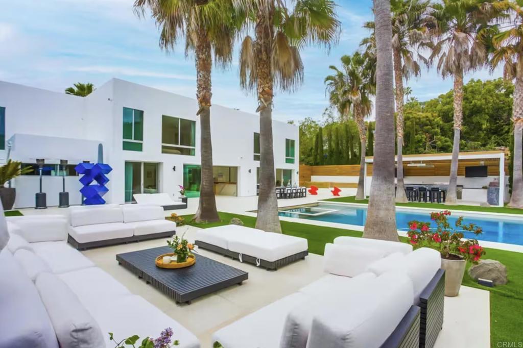 MLS #PTP2505427 image #0