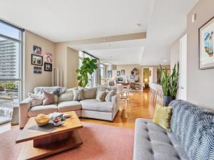 MLS #PTP2505613 image #0