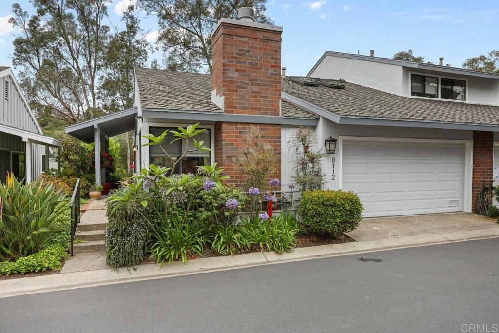 MLS #PTP2505701 img 0