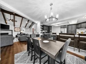 MLS #PTP2505808 image #0