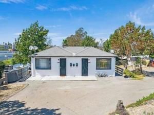 MLS #PTP2505907 image #0