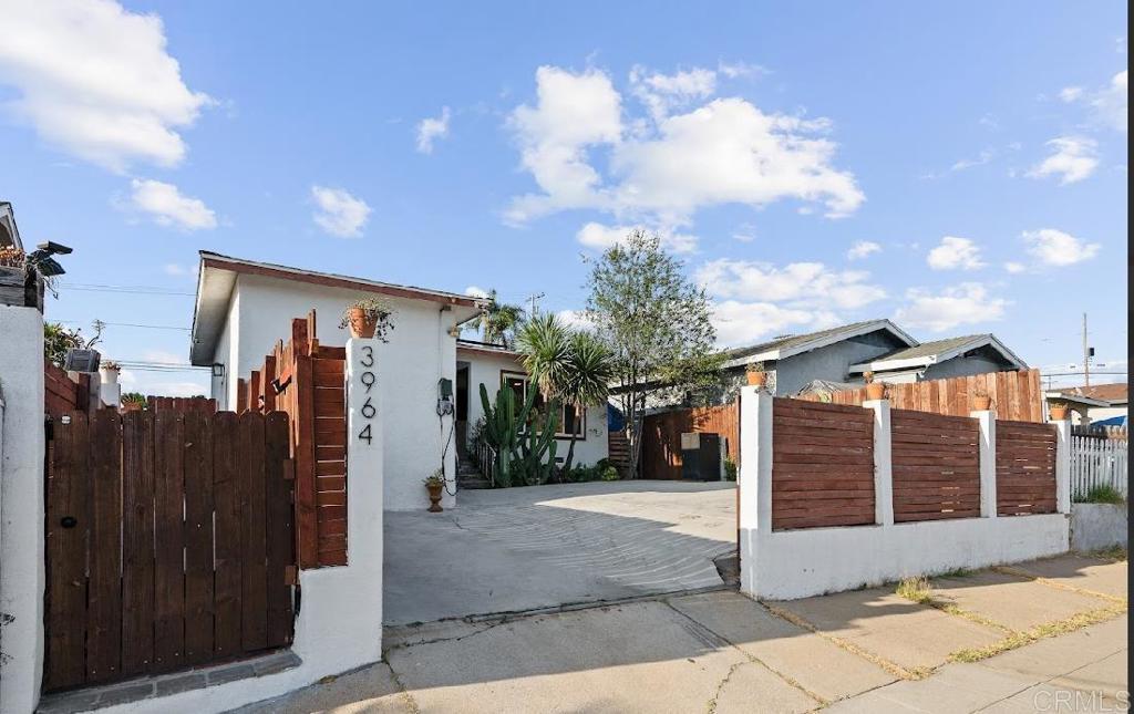 MLS #PTP2506178 image #0