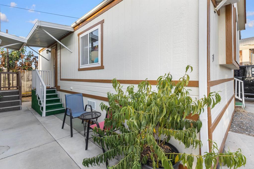 MLS #PTP2506407 image #0