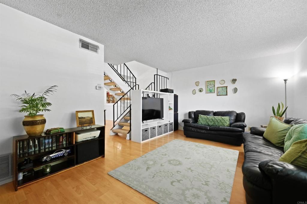 MLS #PTP2506424 image #0