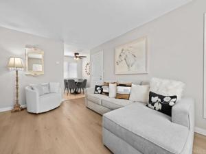 MLS #PTP2506433 image #0