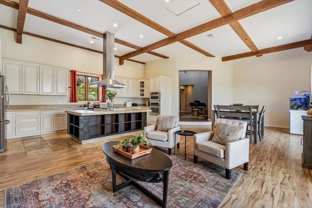 MLS #PTP2506460 image #0