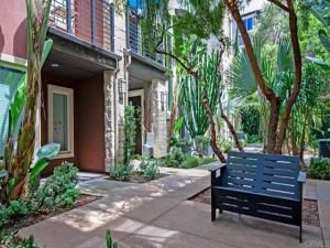 MLS #PTP2506710 image #0