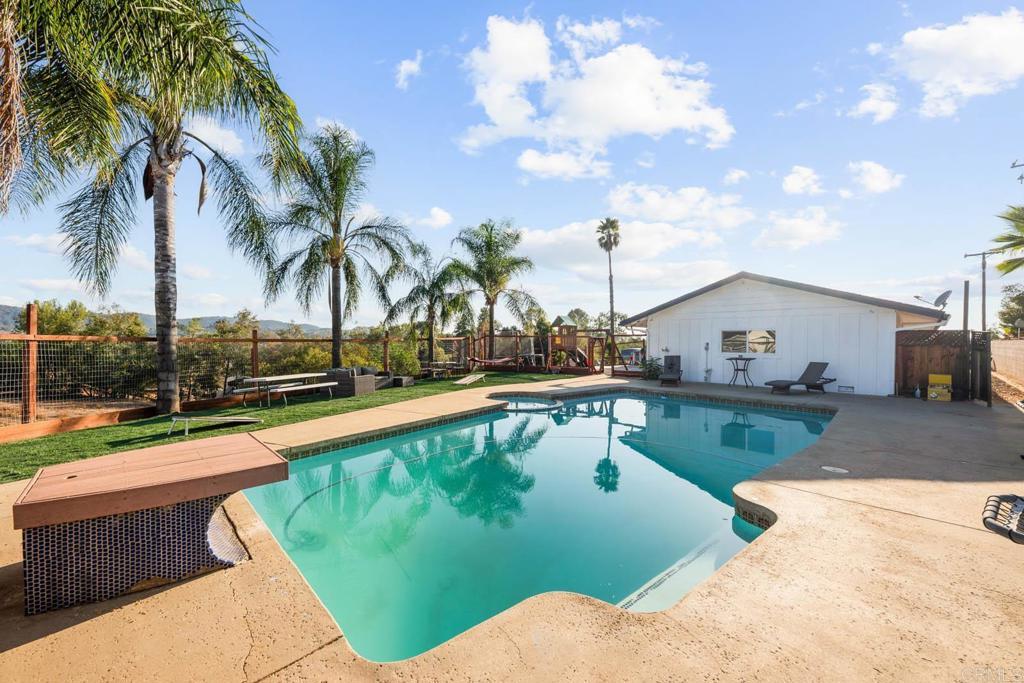 MLS #PTP2507349 image #0