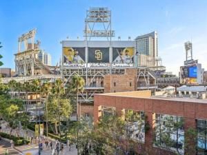 MLS #PTP2507359 image #0