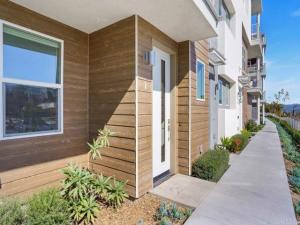 MLS #PTP2507551 image #0