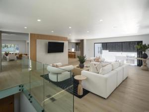 MLS #PTP2507620 image #0