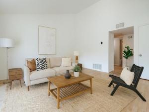 MLS #PTP2507810 image #0