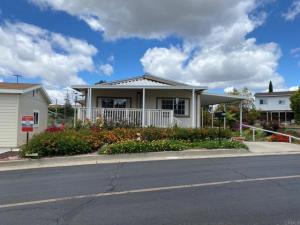 MLS #PTP2507926 image #0