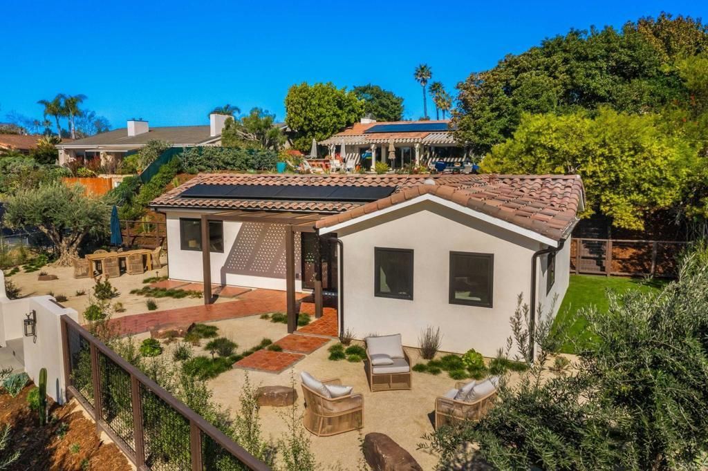 MLS #PTP2508068 image #0