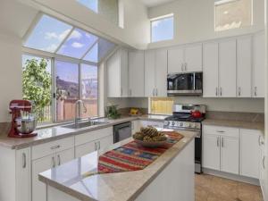 MLS #PTP2508128 image #0