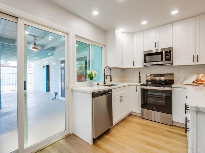 MLS #PTP2508180 image #0