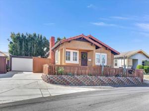 MLS #PTP2508228 image #0