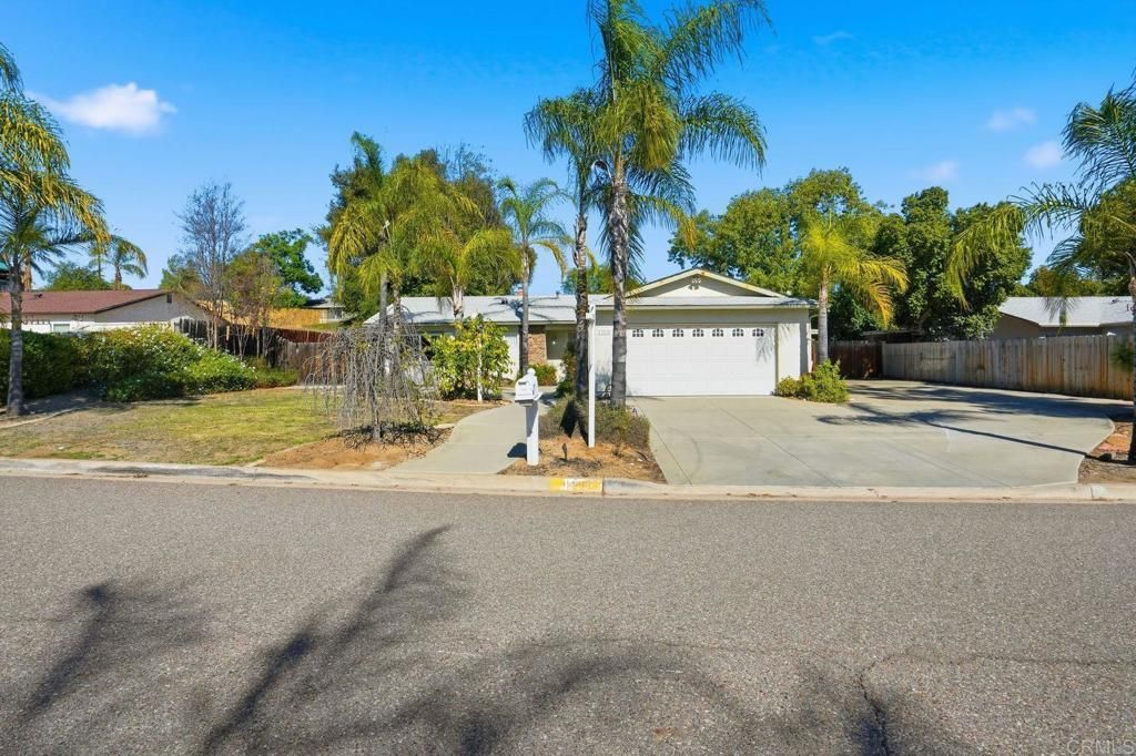 MLS #PTP2508291 image #0