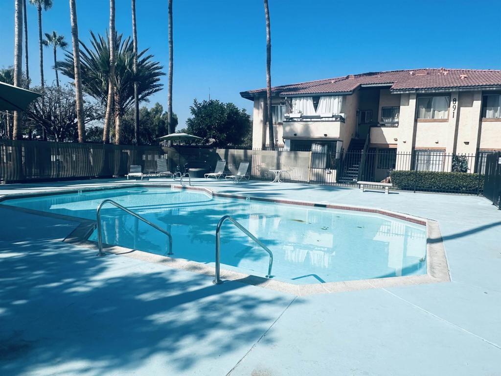 MLS #PTP2508492 image #0