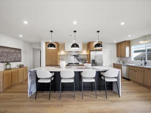 MLS #PTP2508733 image #0