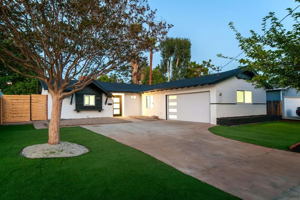 MLS #PTP2509218 image #0