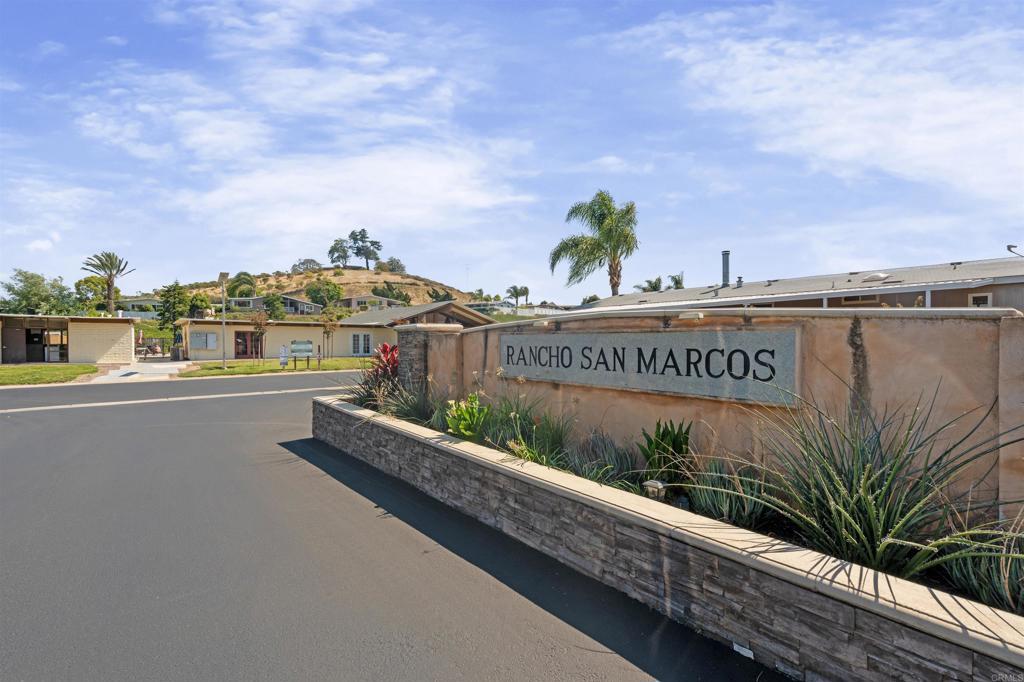 MLS #PTP2604029 image #0