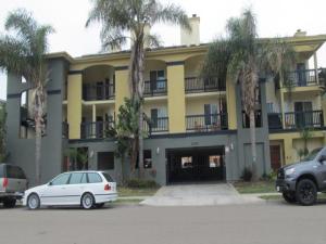 MLS #PTP2605227 image #0