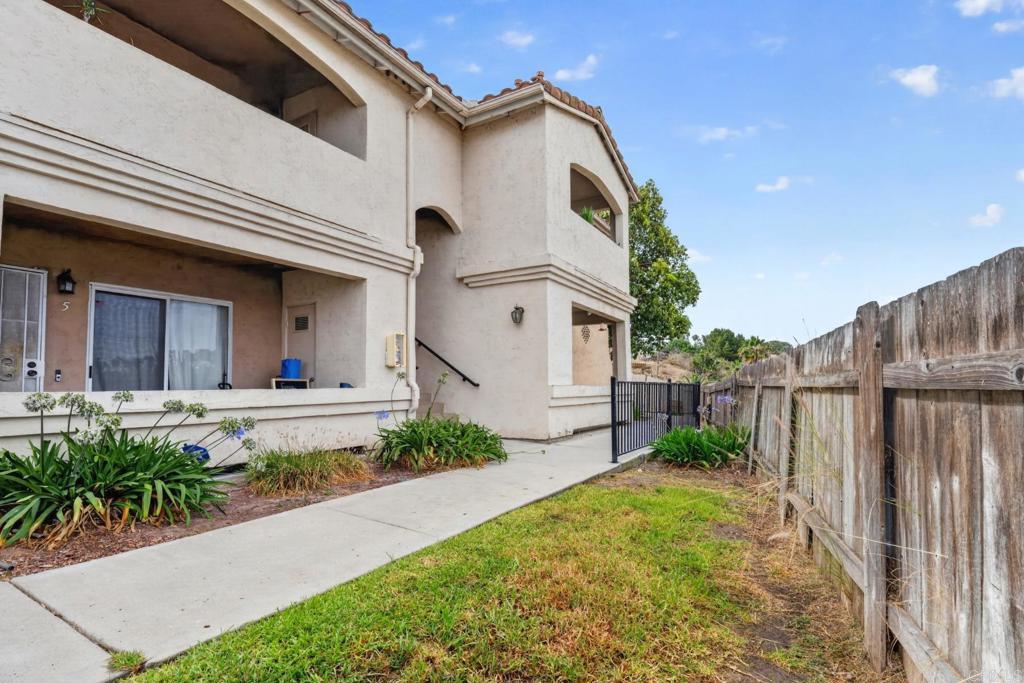 MLS #PTP2605301 image #0