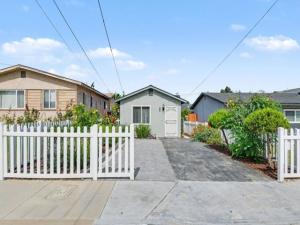 MLS #PTP2605632 image #0