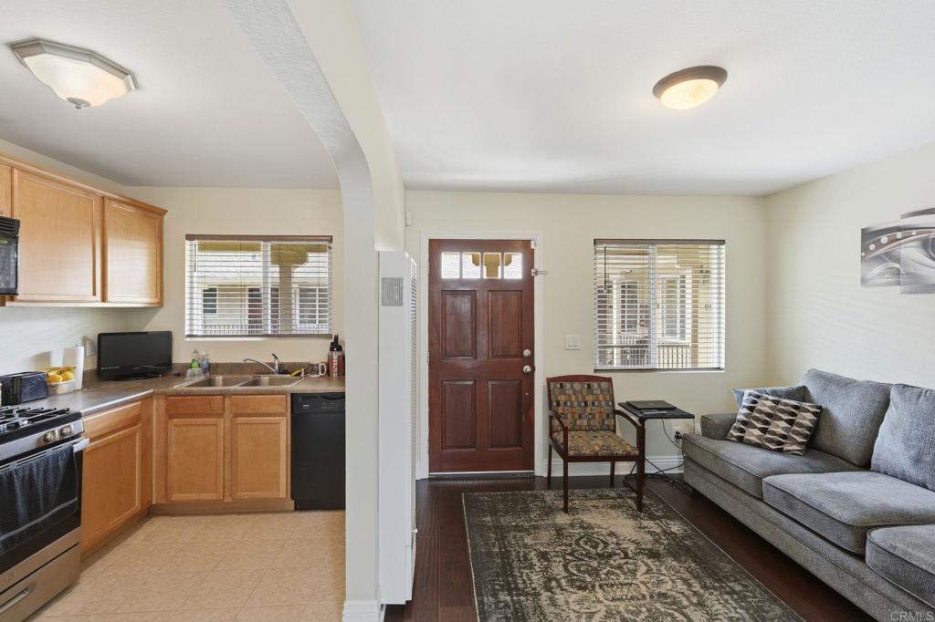 MLS #PTP2606294 image #0