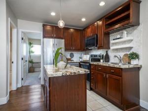 MLS #PTP2606419 image #0