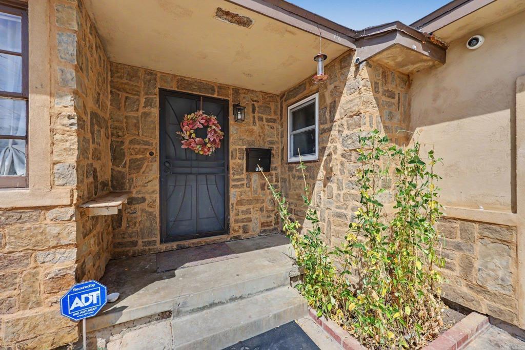 MLS #PTP2606556 image #0