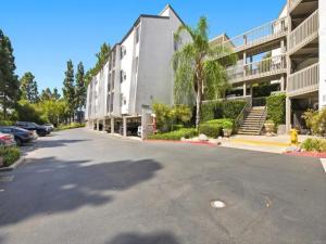 MLS #PTP2607074 image #0