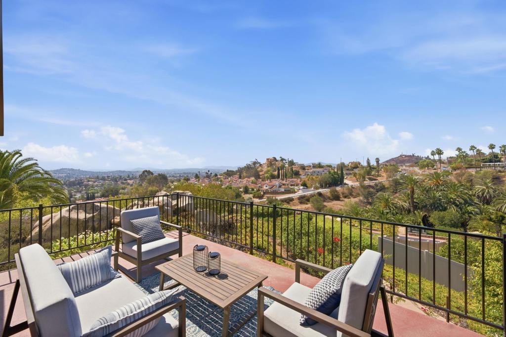 MLS #PTP2607280 image #0
