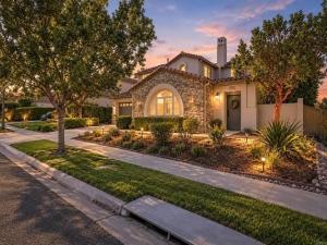 MLS #PTP2607692 image #0