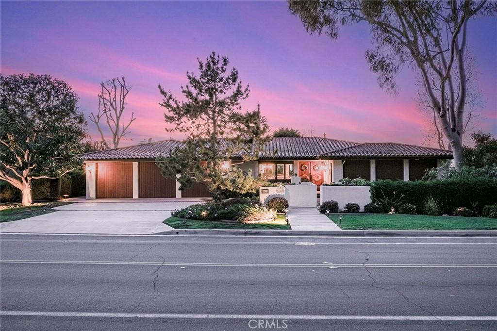 MLS #PV25059947 img 0