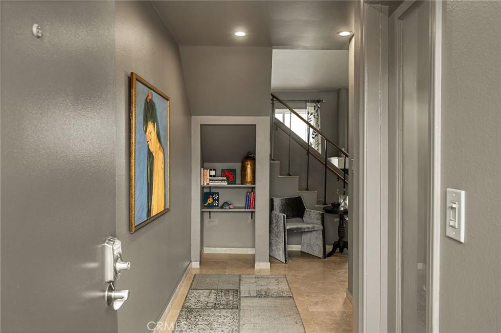 MLS #PV25132598 img 0