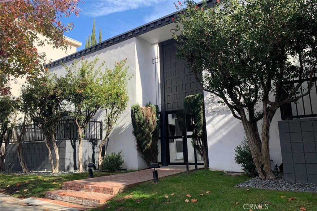 5236 Kester AV #6 Sherman Oaks CA 91411 | MLS #PV25148646 45 MLS #PV25148646 image #0