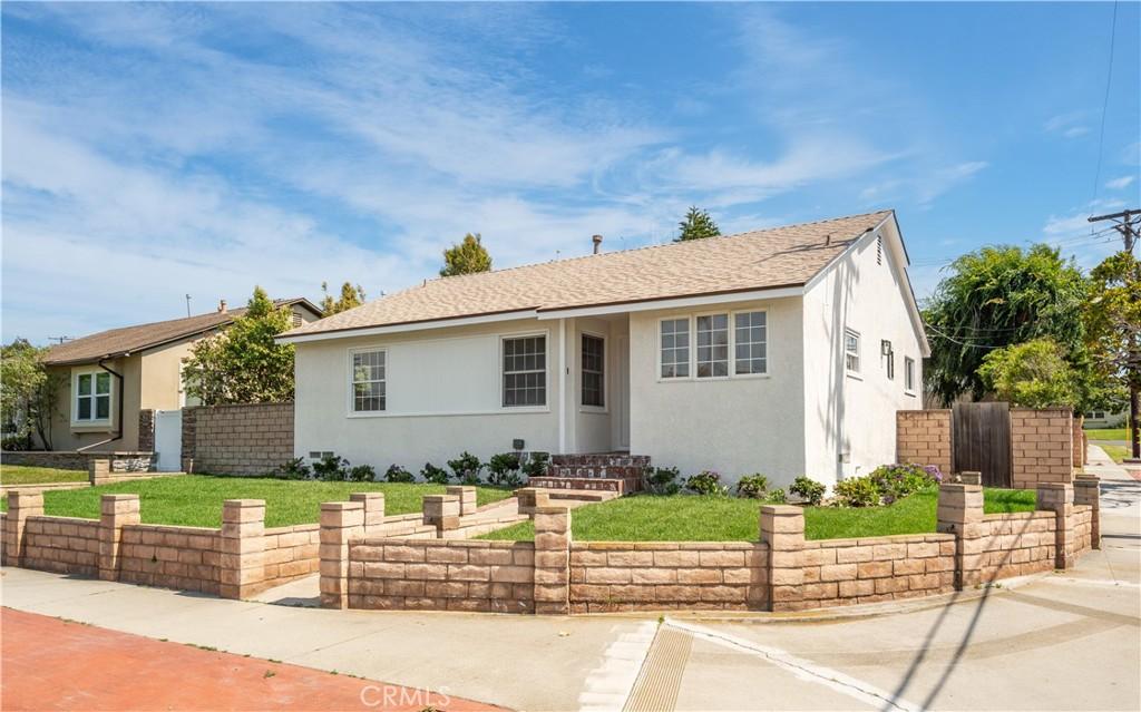 MLS #PV25163279 img 0