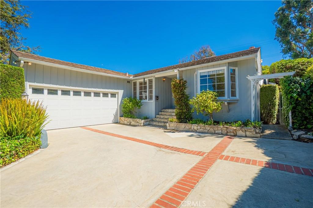 MLS #PV25175435 image #0