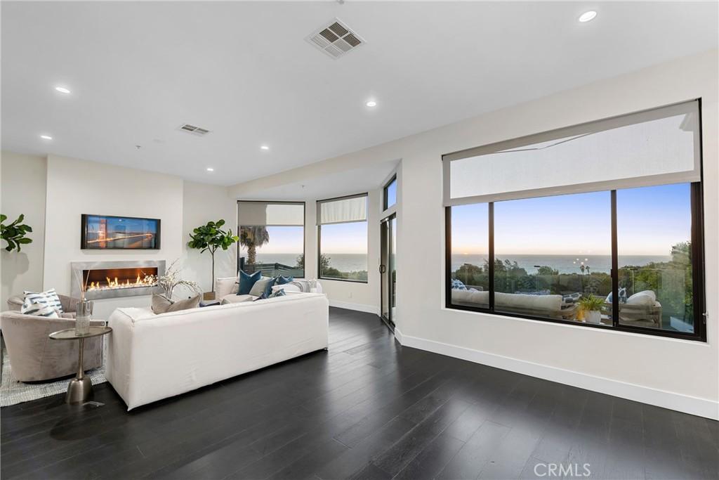 MLS #PV25199799 image #0