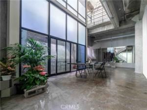 MLS #PV25231543 image #0