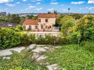 MLS #PV25238671 image #0