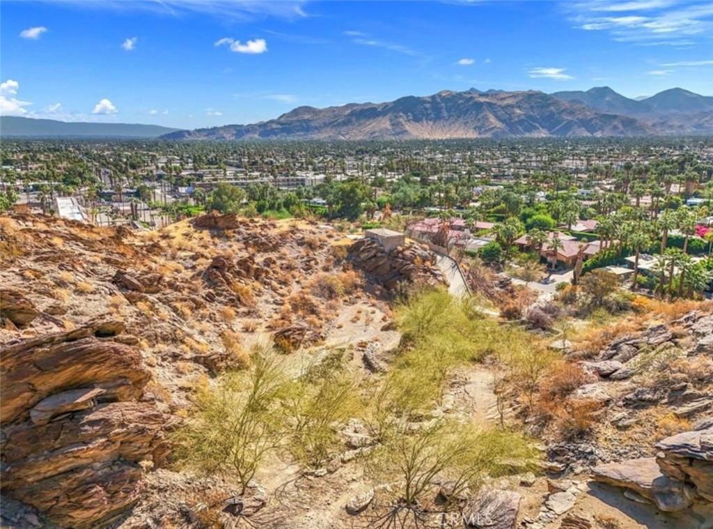 MLS #PV25267235 image #0