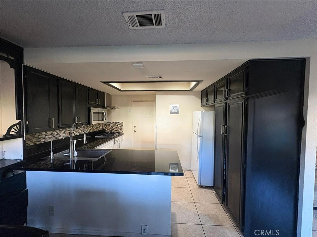 MLS #PV25268642 image #0