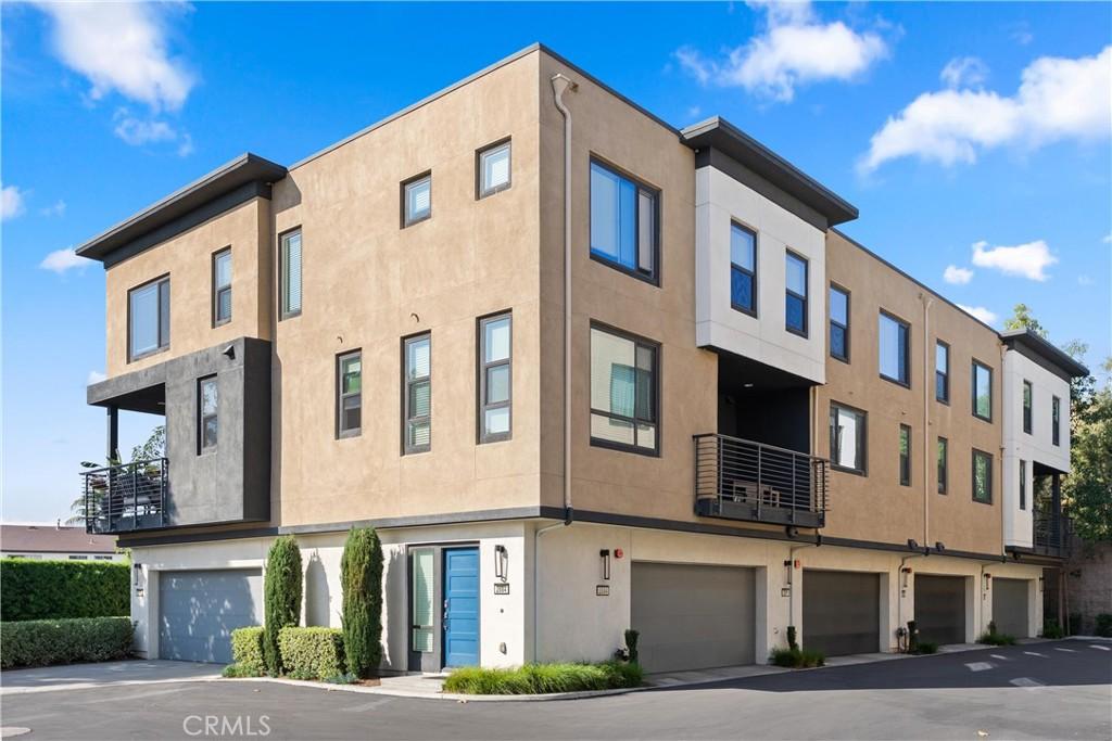 MLS #PV25269619 image #0