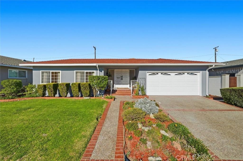 MLS #PV25274211 image #0