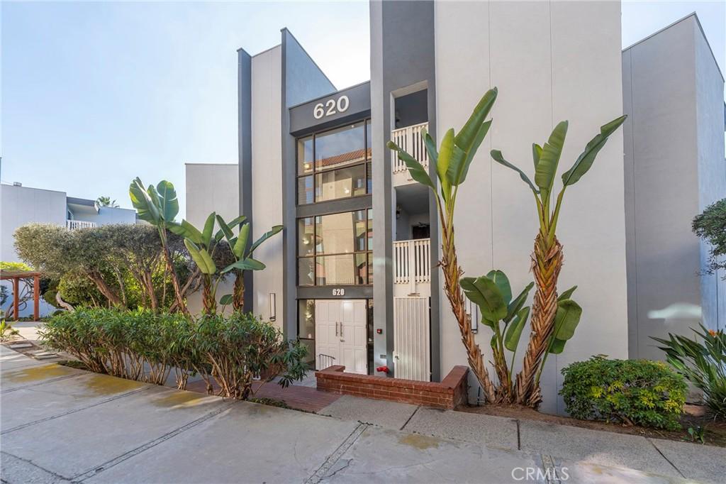 630 The Village #107 Redondo Beach CA 90277 | MLS #PV26177181 45 MLS #PV26177181 image #0
