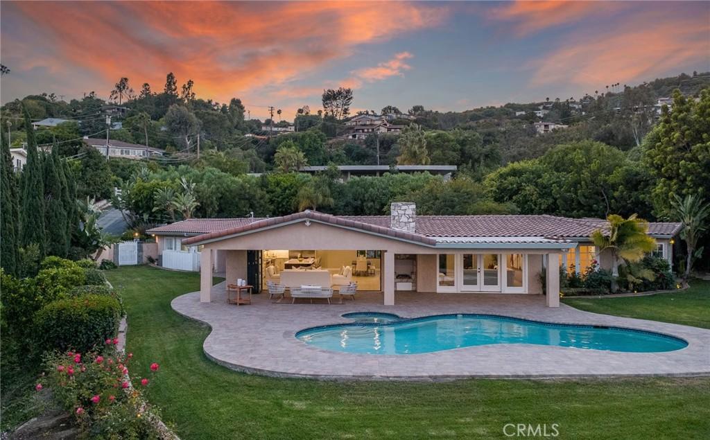 MLS #PV26191063 image #0